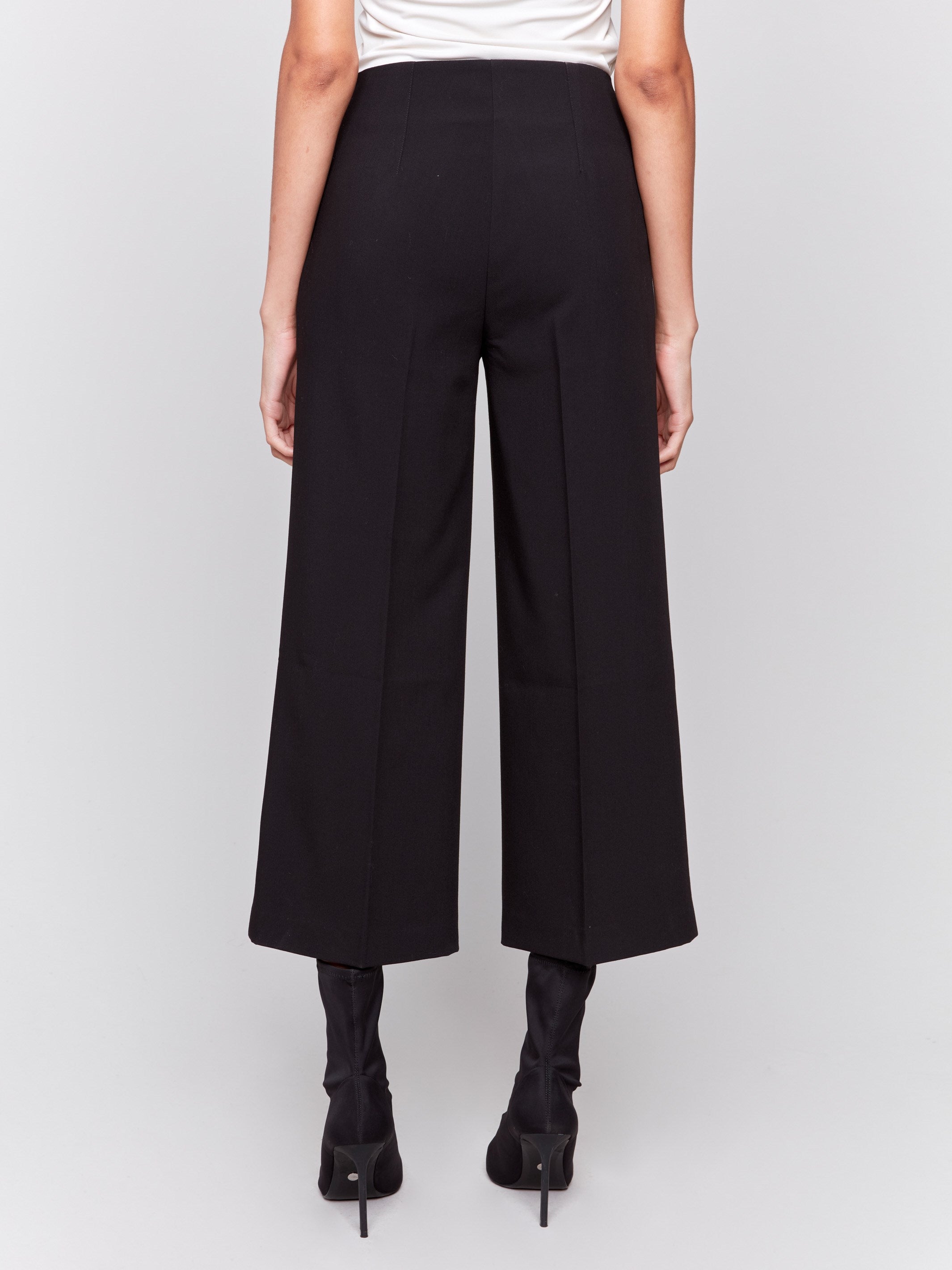 Black cropped wide-leg pants with a side zipper closure by Charlie B, perfect for professional or casual settings.