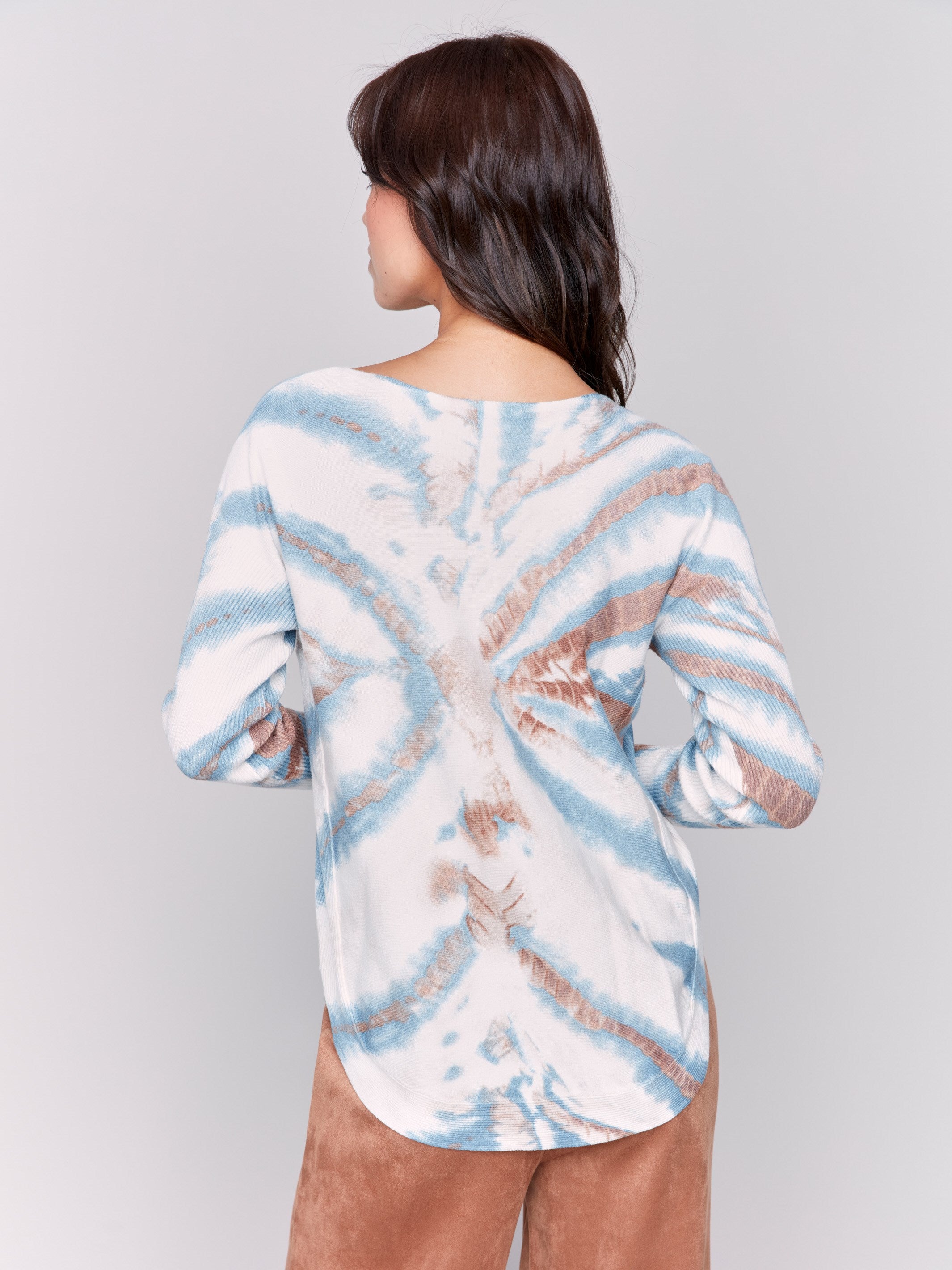 Steel tie-dye sweater with long sleeves and crew neckline by Charlie B.